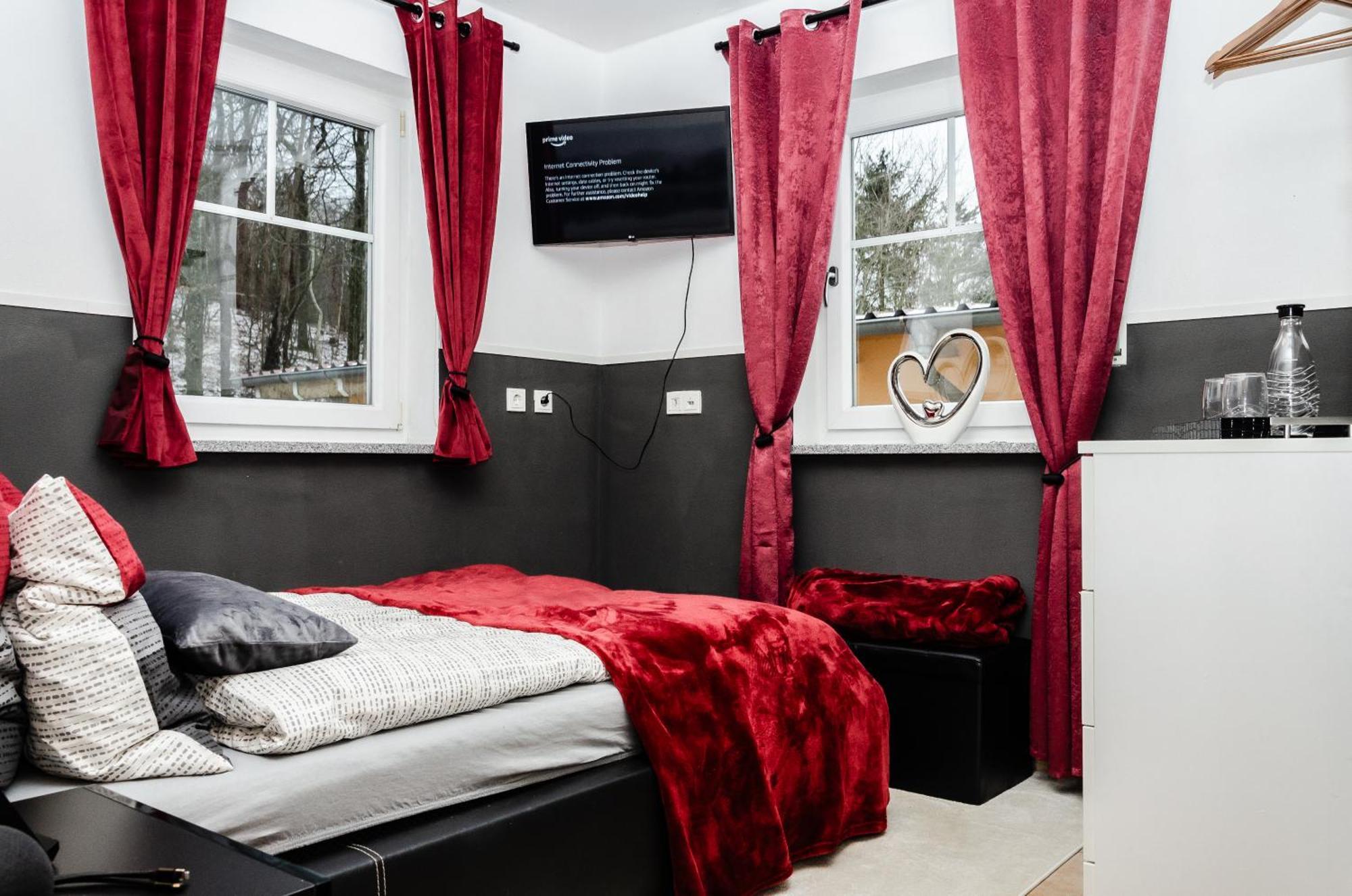 5 Sterne Centurion Ferienhaus Villa 2 Pools 86 Zoll Tv Aldersbach Eksteriør bilde
