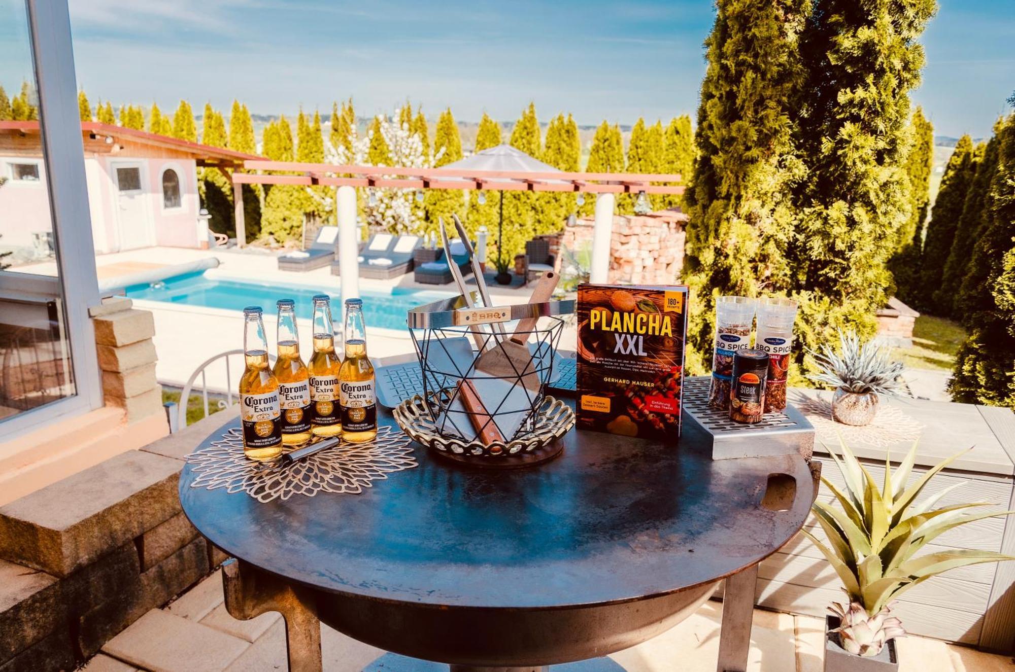 5 Sterne Centurion Ferienhaus Villa 2 Pools 86 Zoll Tv Aldersbach Eksteriør bilde